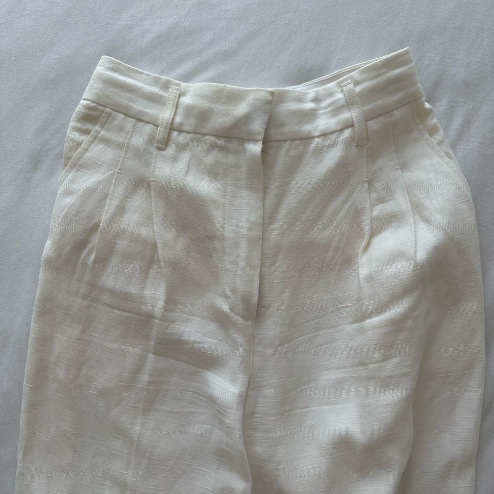 Aritzia White Trouser